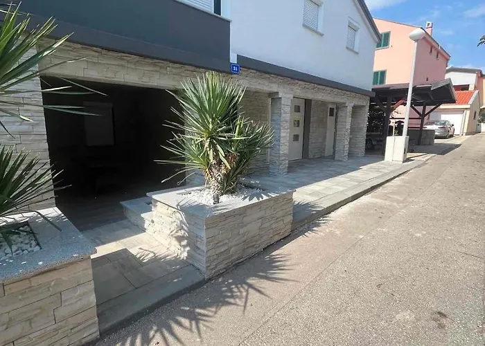 Appartma Robert Ii Apartman