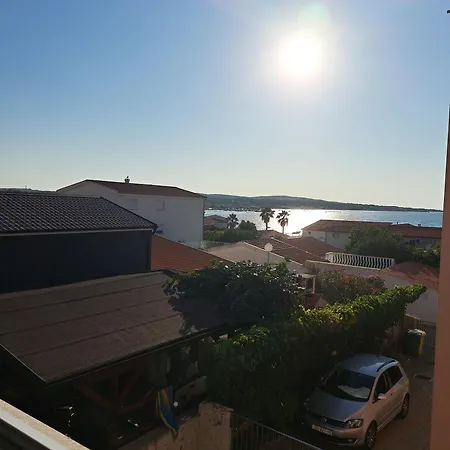 Apartman Appartma Robert Ii Vir