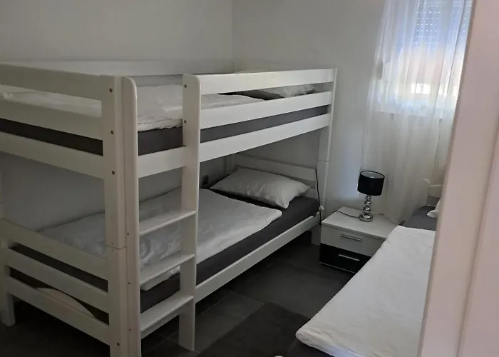 Apartment Appartma Robert Ii